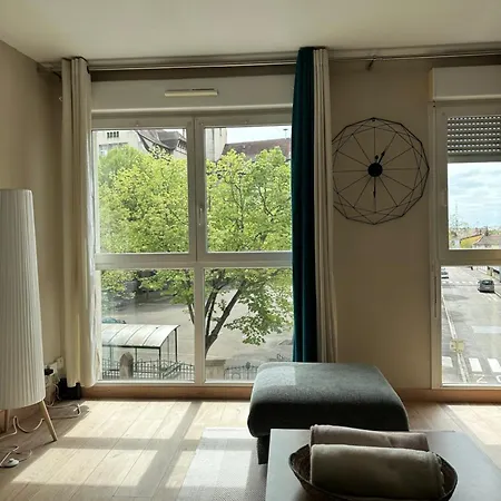 Апартаменты Hygge - T2 Climatise Proche Centre Parking Gratuit Кольмар